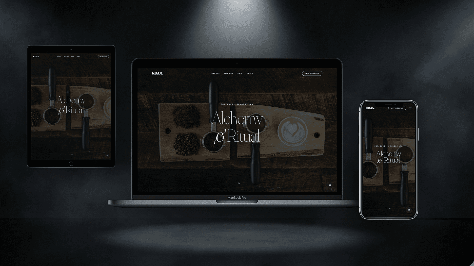 KOAN — Шаблон для кавового бренду та обсмажувальників - Корпоративний Website Template